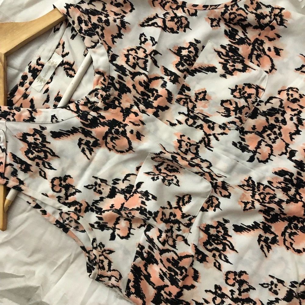 British Home Stores (BHS) Sleeveless Ivory Print Top - Picture 4 of 6
